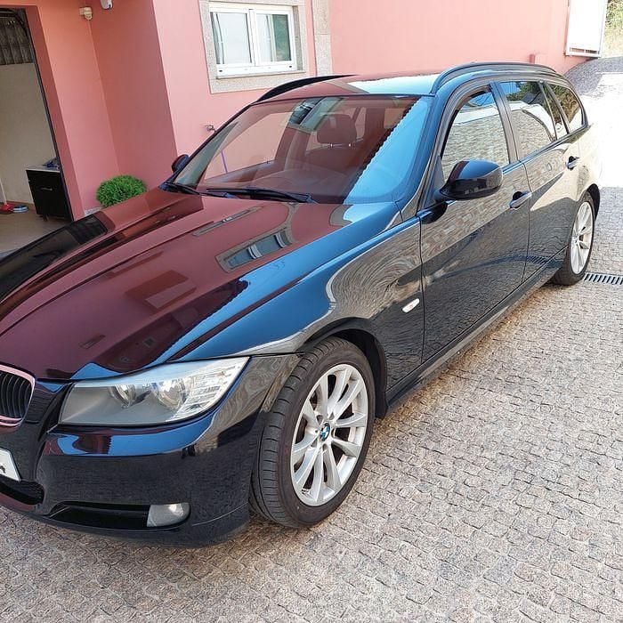 Usado 2012 BMW 318 Carrinha | € 10.500 (Preço justo) - Imagem 1/4