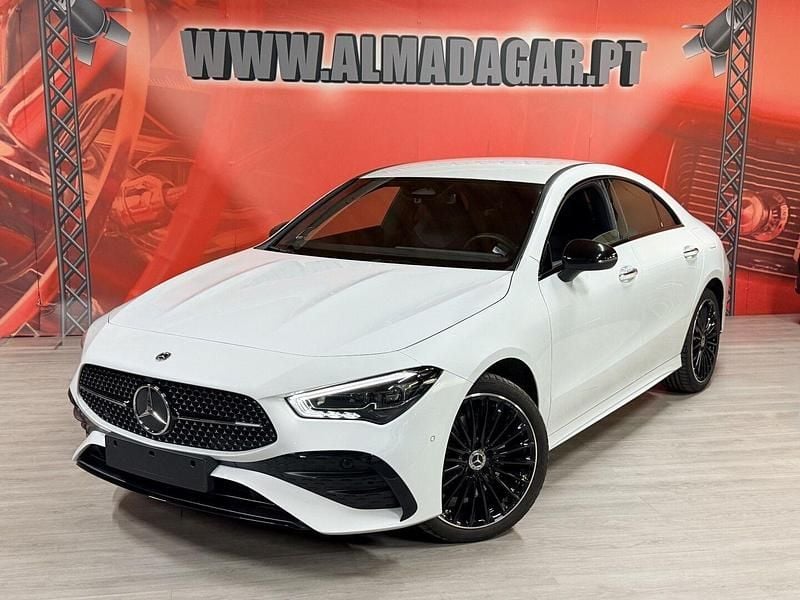 Branco Usado 2024 Mercedes CLA250e AMG line Sedan | € 39.900 (Super Preço) - Imagem 1/4