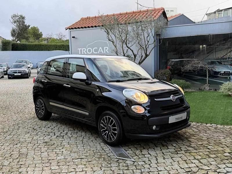 Usado Fiat 500L Lounge 105 HP (77 kW) 2014 Preto Monovolume