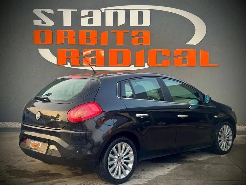 Usado Fiat Bravo 105 HP (77 kW) 2008 Preto Citadino