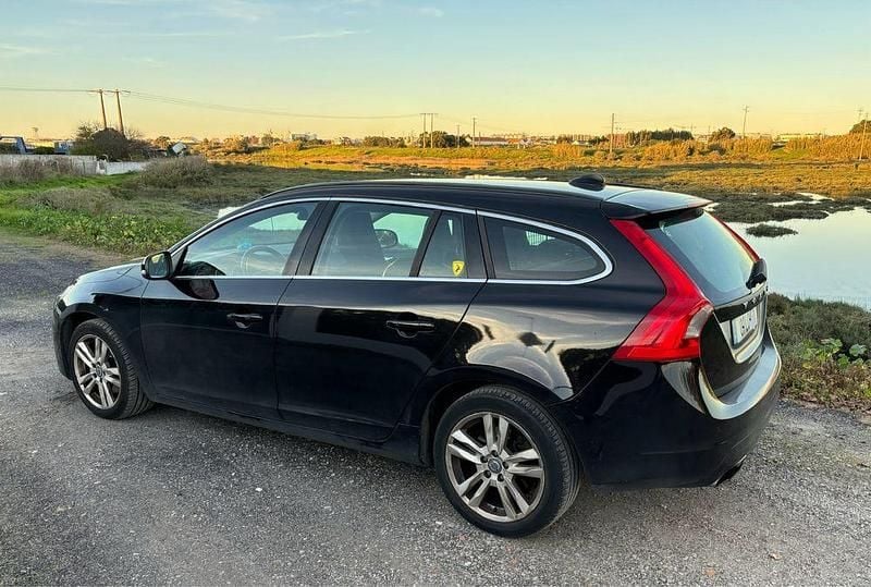 Usado Volvo V60 165 HP (121 kW) 2011 Carrinha