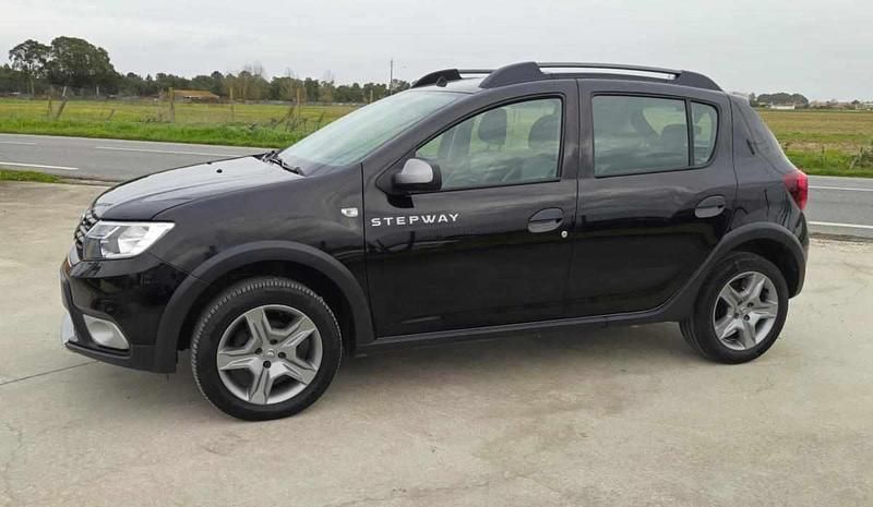 Usado Dacia Sandero 91 HP (66 kW) 2021 Preto Citadino