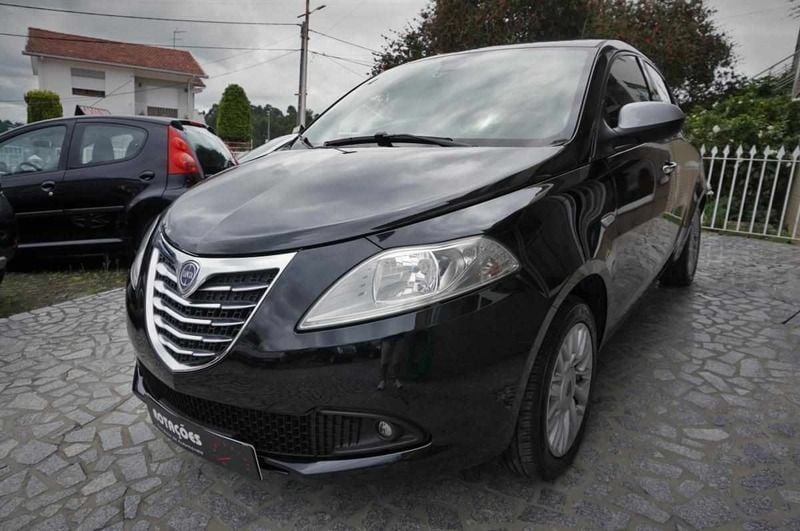 Preto Usado 2013 Lancia Ypsilon Citadino | € 7.990 (Preço elevado) - Imagem 1/4