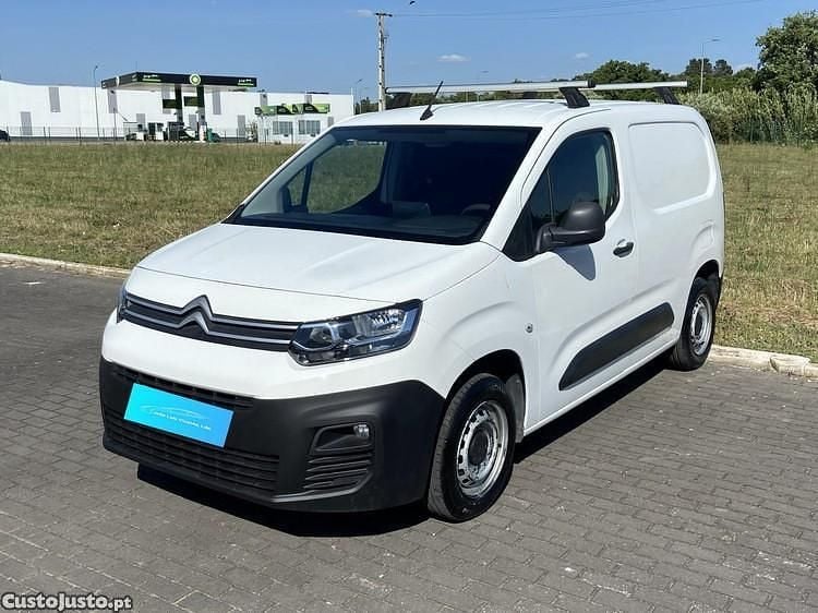 Branco Usado 2019 Citroën Berlingo Monovolume | € 14.950 (Preço justo) - Imagem 1/1