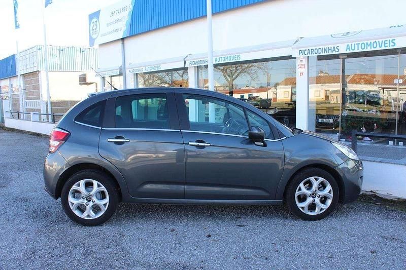 Usado Citroën C3 82 HP (60 kW) 2015 Cinzento