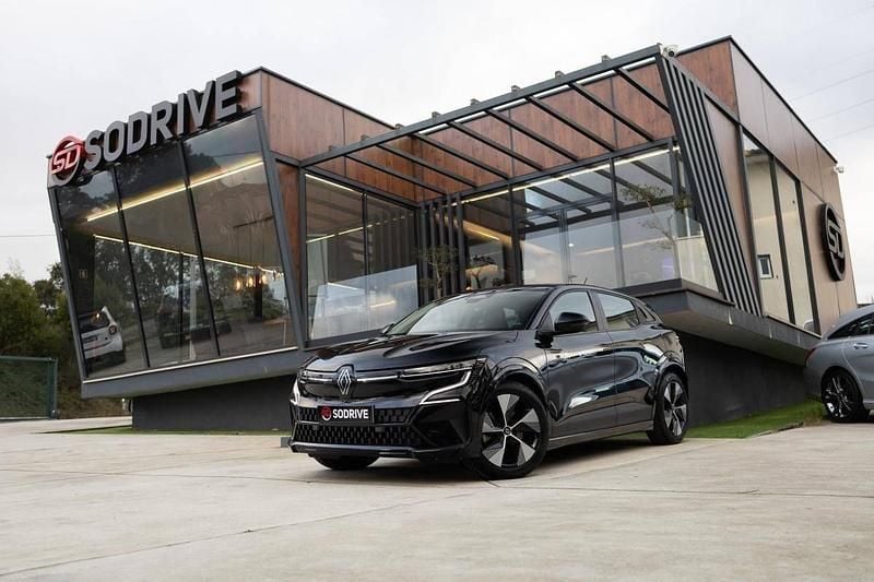 Preto Usado 2022 Renault Mégane IV | € 23.900 (Preço justo) - Imagem 1/4