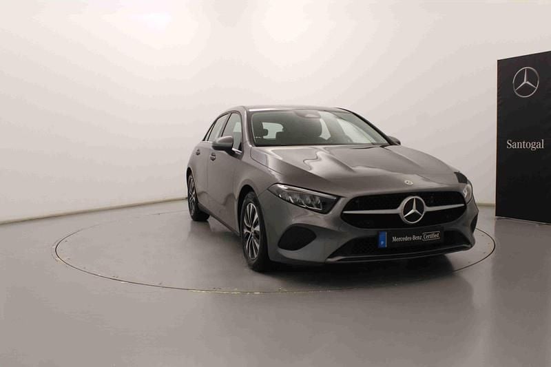 Outro Usado 2024 Mercedes A200 Sedan | € 29.950 (Bom preço) - Imagem 1/4