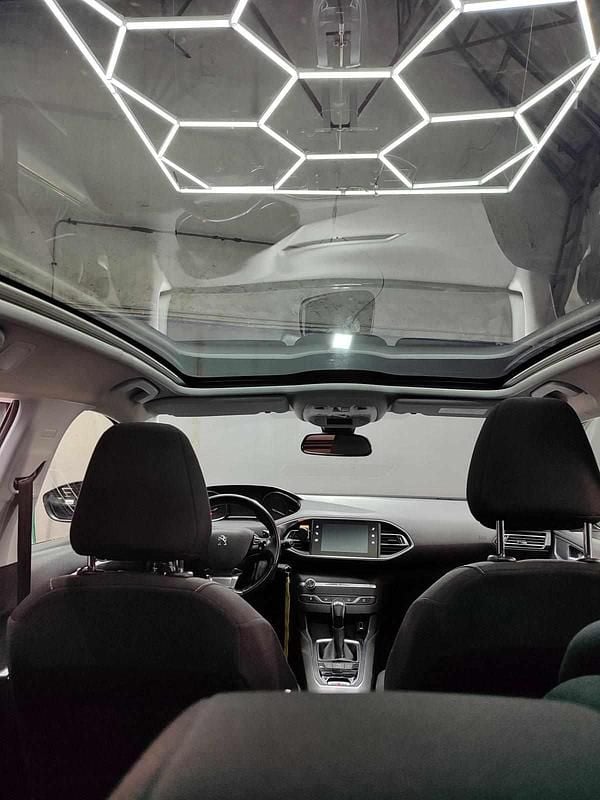 Preto Usado 2019 Peugeot 308 SW Carrinha | € 11.000 (Super Preço) - Imagem 1/4