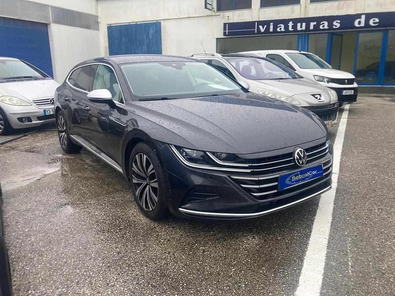 Usado VW Arteon 150 HP (110 kW) 2023 Cinzento