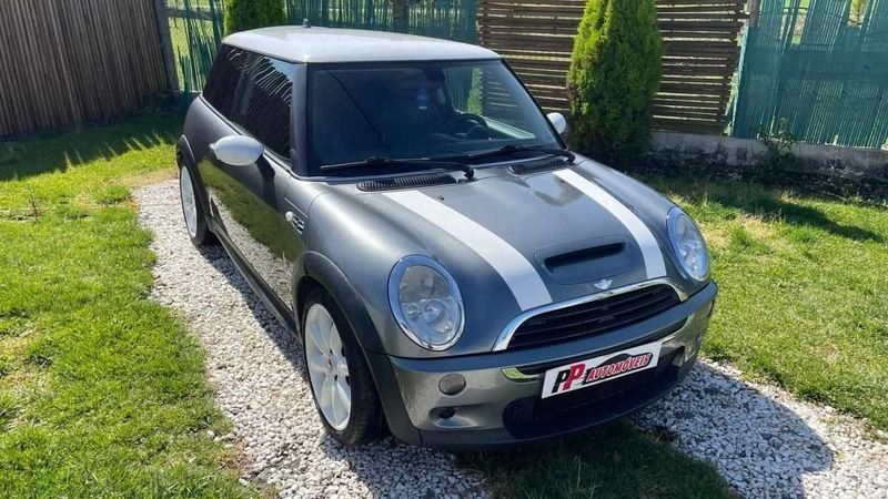 Cinzento Usado 2004 Mini Cooper S Citadino | € 9.500 - Imagem 1/4