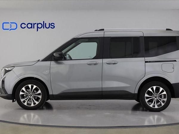 Usado Ford Tourneo 125 HP (91 kW) 2025 Outra