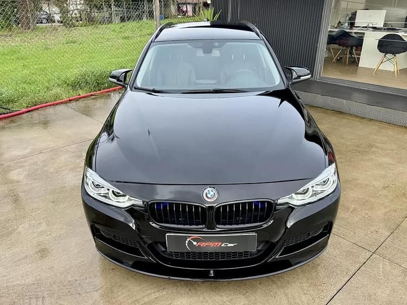 Usado BMW 318 150 HP (110 kW) 2016 Preto Carrinha