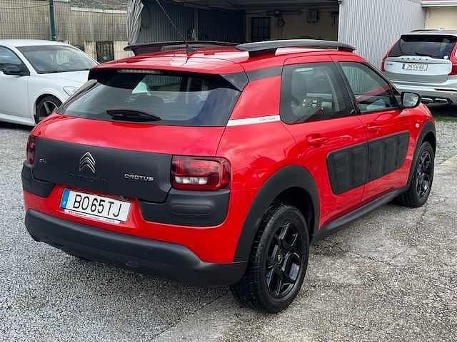 Usado Citroën C4 Cactus PureTech 110 HP (80 kW) 2016 Vermelho Citadino