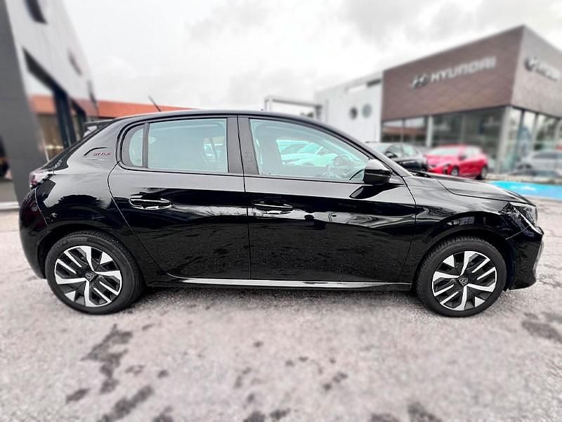 Usado Peugeot e-208 Style 100 kW (136 HP) 2025 Preto Citadino