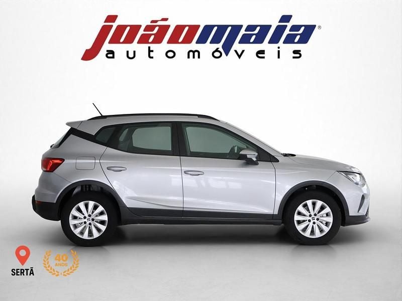 Usado Seat Arona Style 115 HP (84 kW) 2024 Cinzento SUV