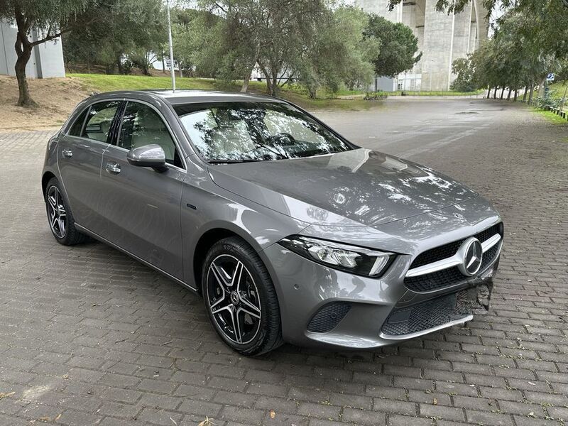 Usado 2020 Mercedes A250 AMG Sedan | € 30.500 - Imagem 1/4