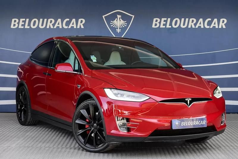 Vermelho Usado 2019 Tesla Model X SUV | € 49.500 - Imagem 1/4