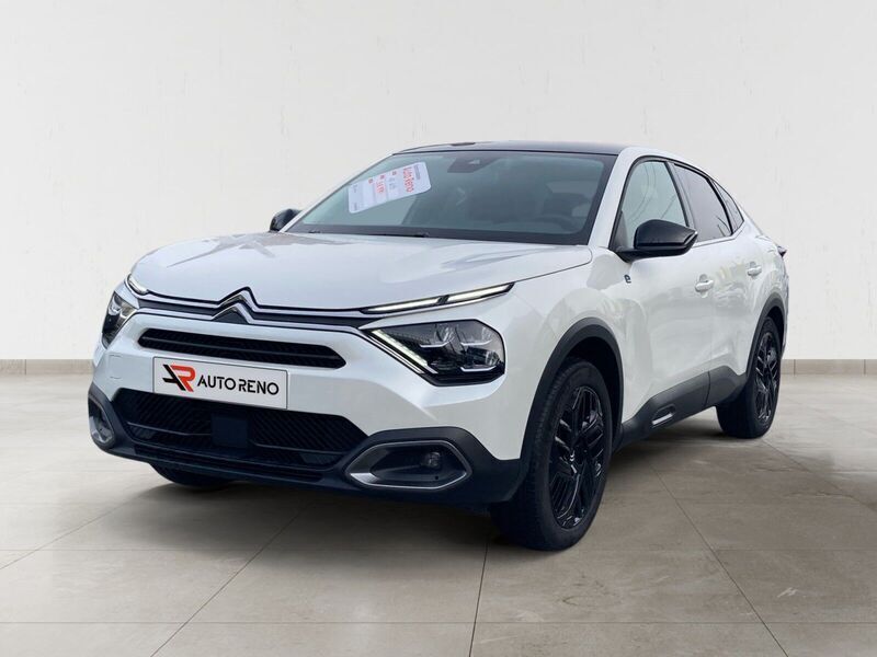 Branco Usado 2024 Citroën e-C4 Sedan | € 36.500 - Imagem 1/4