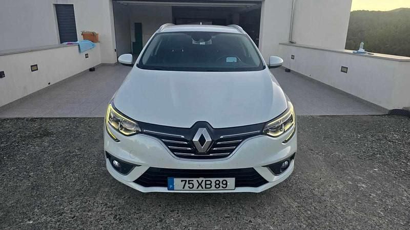 Branco Usado 2019 Renault Mégane IV Carrinha | € 14.500 (Bom preço) - Imagem 1/4