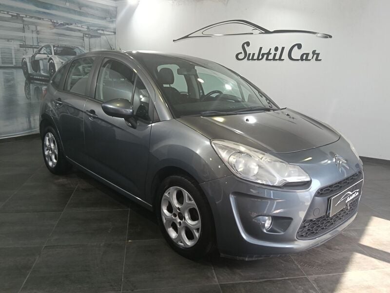Cinza Usado 2010 Citroën C3 Seduction Citadino | € 4.990 (Super Preço) - Imagem 1/4