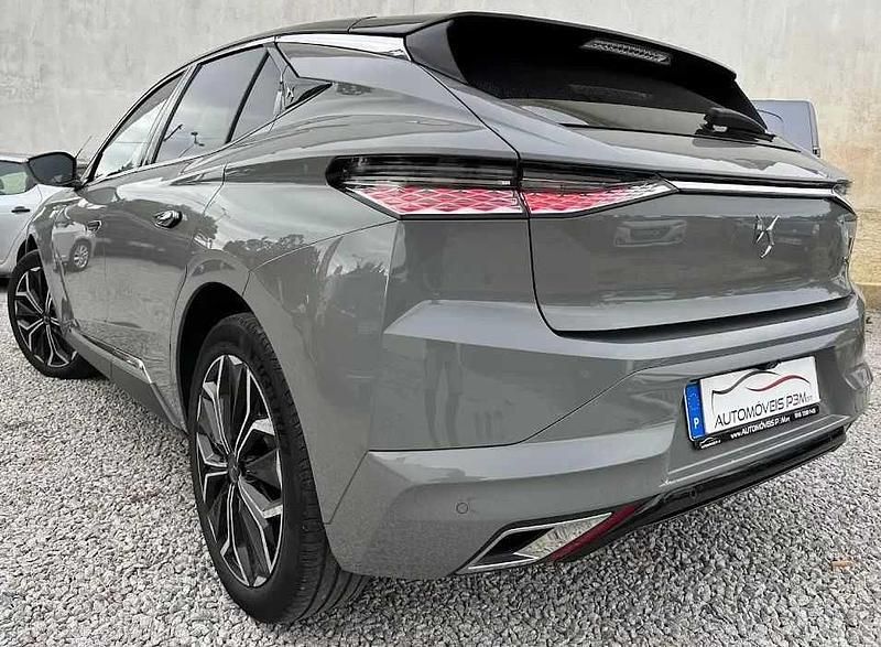 Usado DS Automobiles DS4 Rivoli 130 HP (95 kW) 2022 Cinza Citadino