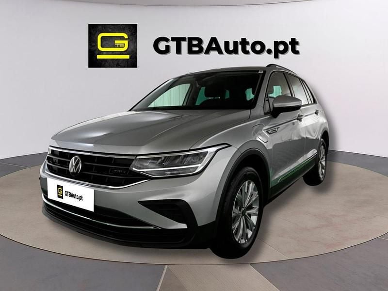 Cinza Usado 2023 VW Tiguan Life SUV | € 35.499 (Preço justo) - Imagem 1/4
