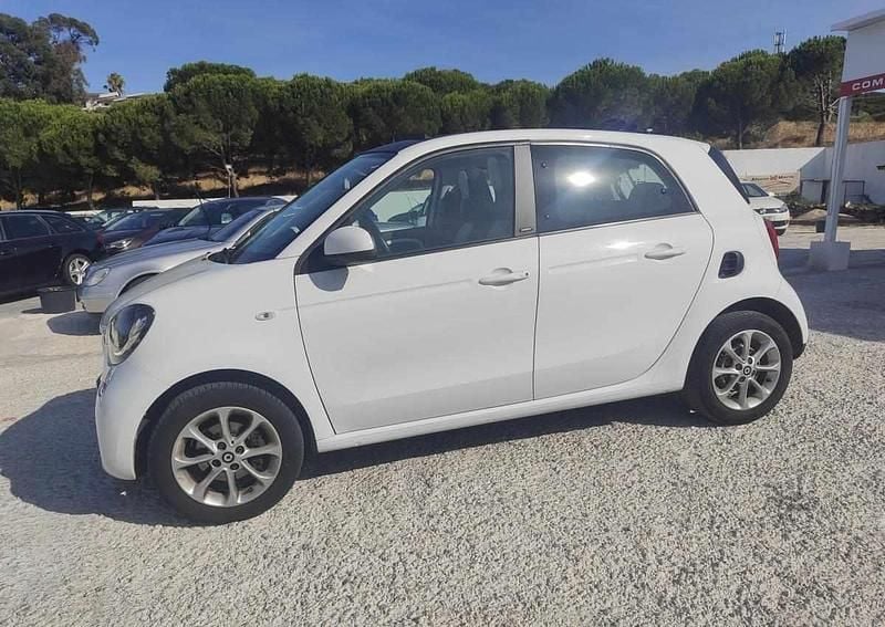 Usado Smart ForFour Passion 71 HP (52 kW) 2015 Branco Citadino
