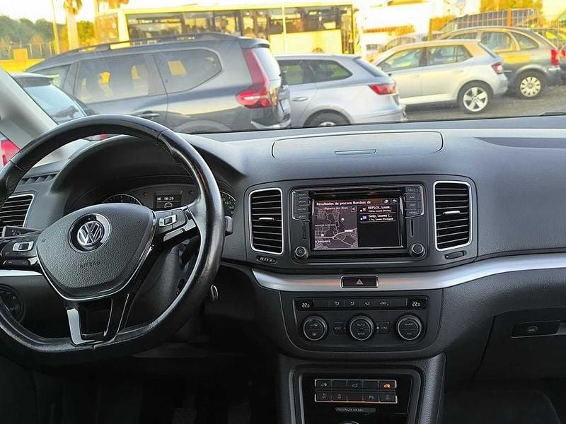 Usado VW Sharan 150 HP (110 kW) 2019 Monovolume
