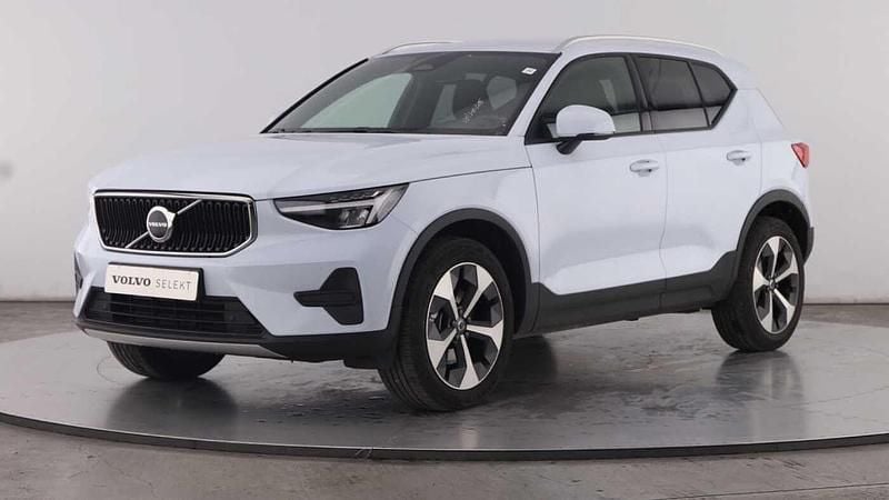 Usado Volvo XC40 163 HP (119 kW) 2025 Azul SUV
