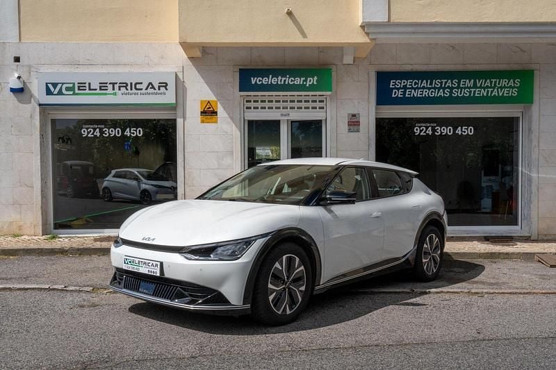 Branco Usado 2022 Kia EV6 SUV | € 31.500 - Imagem 1/4