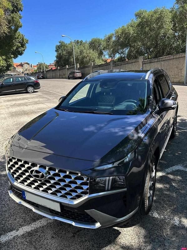 Azul Usado 2021 Hyundai Santa Fe SUV | € 44.000 - Imagem 1/4