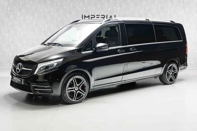 Preto Usado 2020 Mercedes V300 Avantgarde Monovolume | € 67.450 - Imagem 1/4