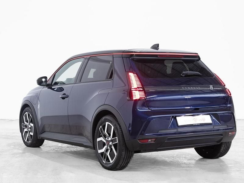 Usado Renault 5 E-Tech 110 kW (150 HP) 2025 Azul