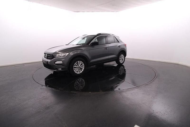 Cinzento Usado 2021 VW T-Roc SUV | € 20.950 (Preço justo) - Imagem 1/4