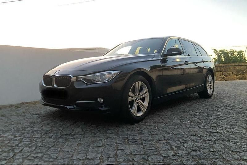 Usado 2013 BMW 318 Sport Line Carrinha | € 11.000 (Super Preço) - Imagem 1/4
