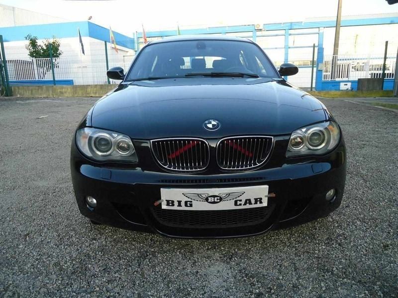 Preto Usado 2008 BMW 123 Coupé Coupé | € 12.950 - Imagem 1/4