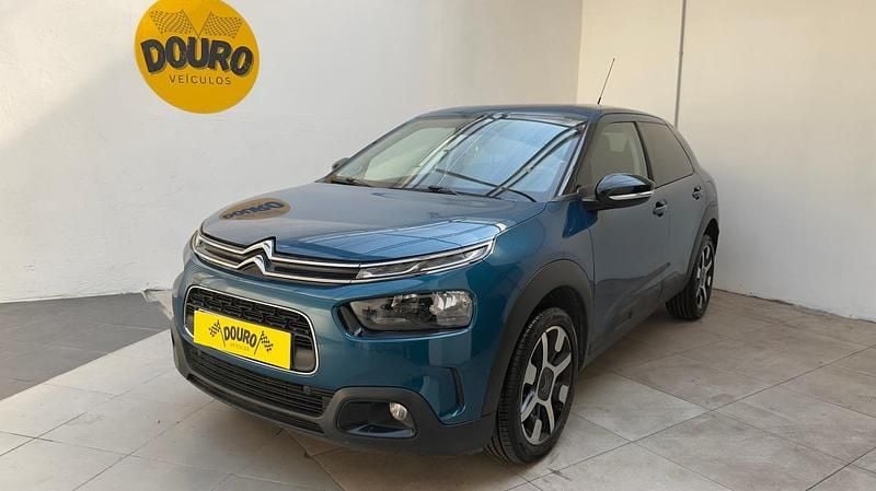 Azul Usado 2019 Citroën C4 Cactus Citadino | € 13.490 (Preço justo) - Imagem 1/4