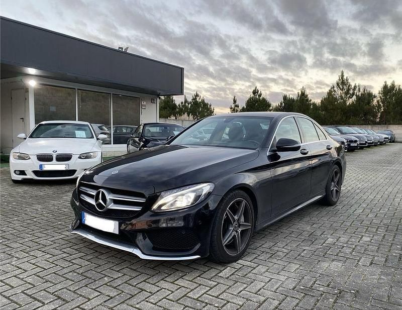 Usado 2018 Mercedes C250 AMG Sedan | € 23.650 (Preço justo) - Imagem 1/4