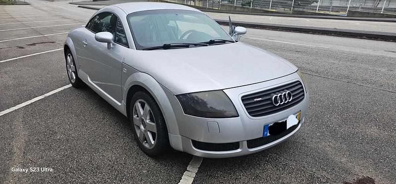 Cinzento Usado 1999 Audi TT Coupé | € 11.500 (Preço justo) - Imagem 1/4