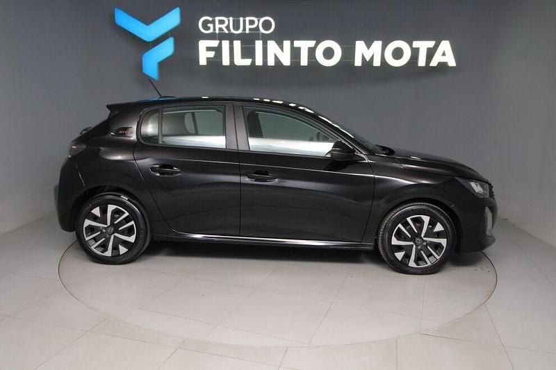 Preto Usado 2025 Peugeot 208 Style Citadino | € 17.390 (Preço justo) - Imagem 1/4