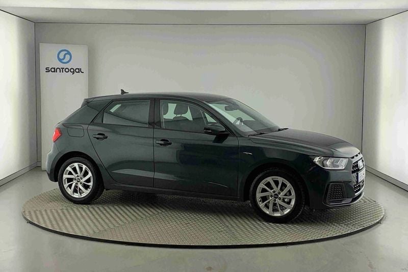 Cinzento Novo 2025 Audi A1 Sportback Advanced Citadino | € 25.990 (Preço justo) - Imagem 1/4