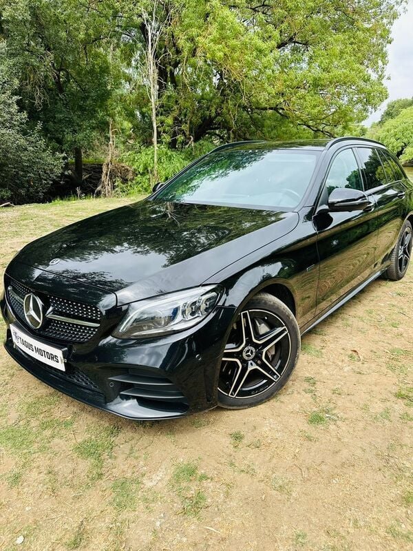 Preto Usado 2021 Mercedes C300 AMG Carrinha | € 29.999 (Preço justo) - Imagem 1/4