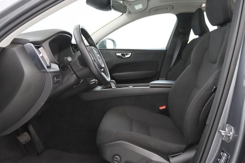 Usado Volvo XC60 340 HP (250 kW) 2021 Cinzento SUV