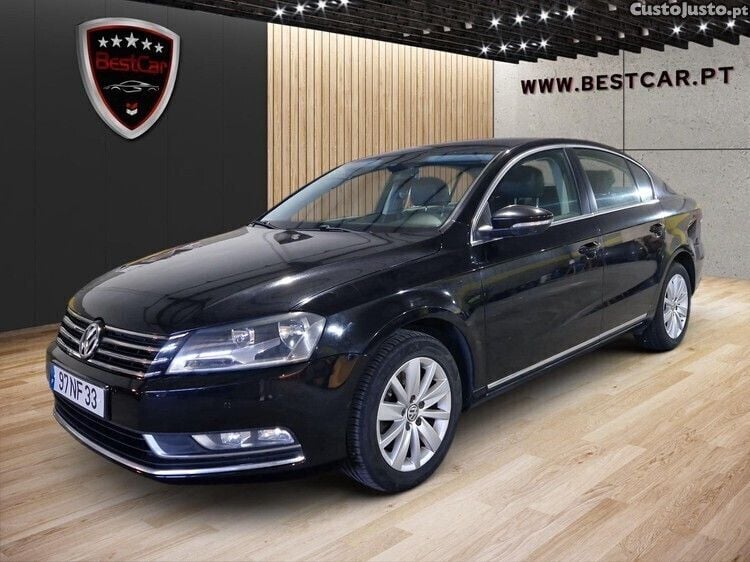 Preto Usado 2012 VW Passat Sedan | € 11.750 - Imagem 1/1