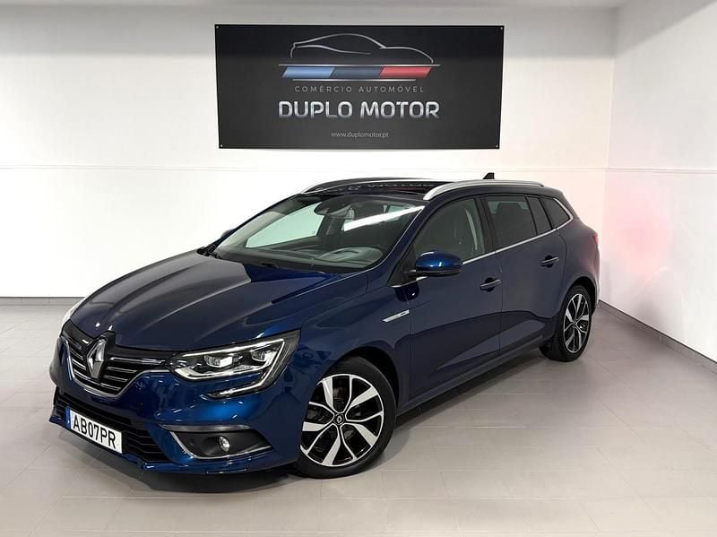 Usado Renault Mégane IV 115 HP (84 kW) 2020 Azul Carrinha