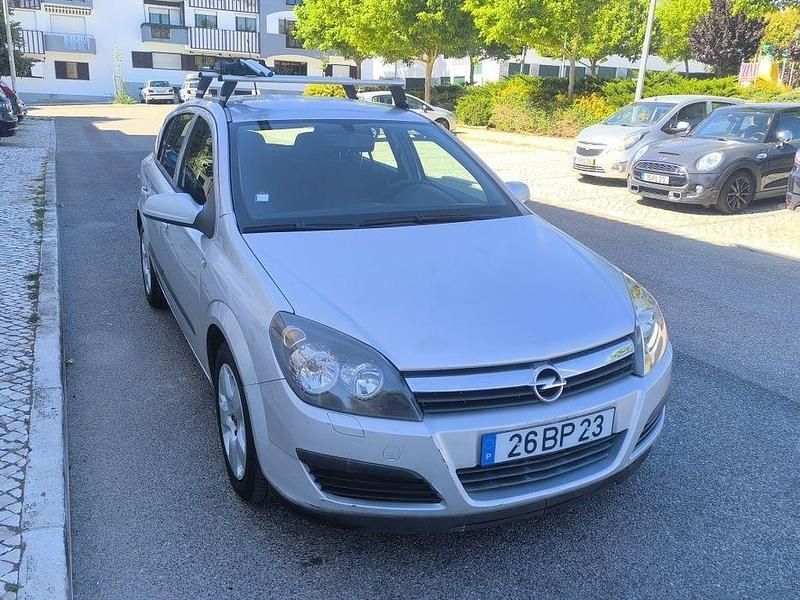 Usado 2006 Opel Astra Sedan | € 2.250 (Bom preço) - Imagem 1/4