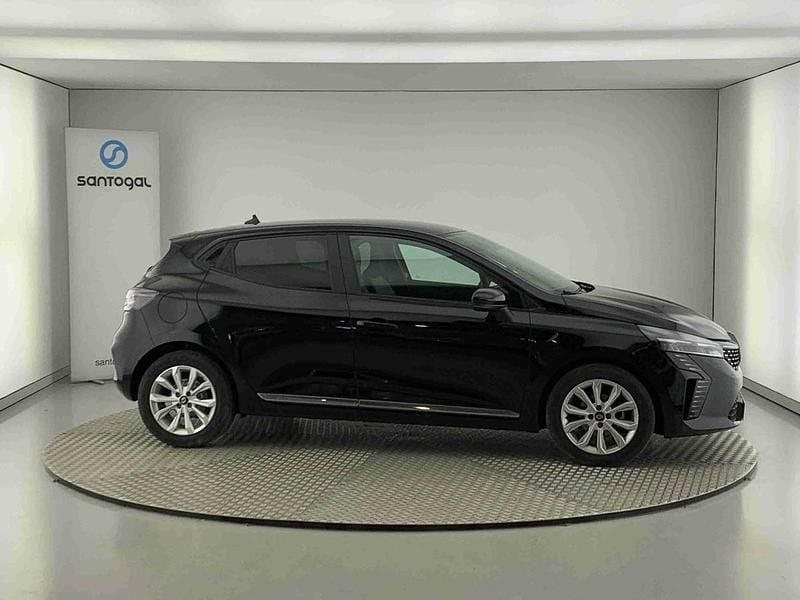 Preto Usado 2023 Renault Clio V Evolution Citadino | € 17.200 (Preço justo) - Imagem 1/4