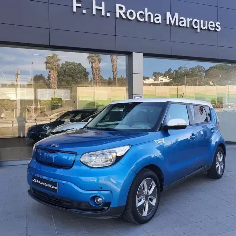 Azul Usado 2018 Kia Soul EV SUV | € 15.450 (Preço elevado) - Imagem 1/4