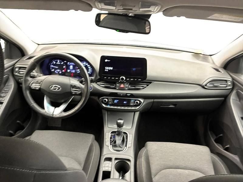 Usado Hyundai i30 116 HP (85 kW) 2022 Branco Carrinha