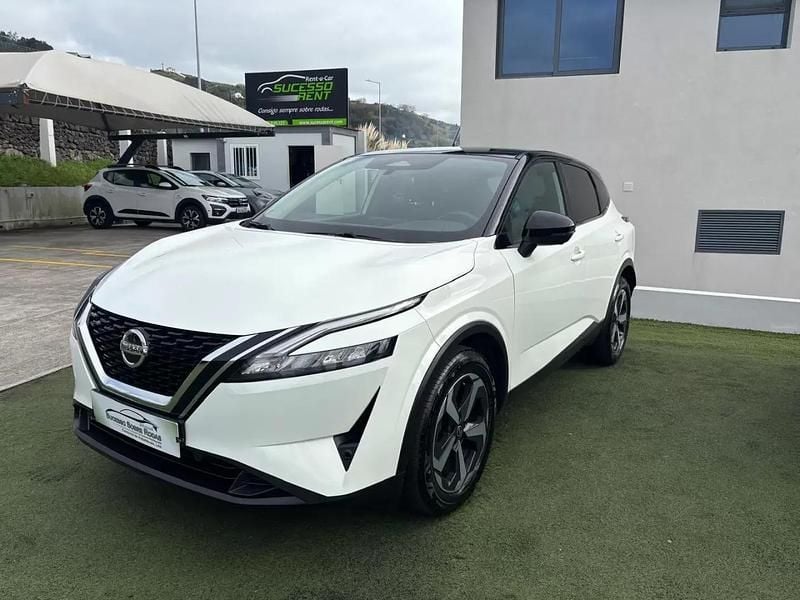 Branco Usado 2022 Nissan Qashqai N-Connecta SUV | € 25.990 (Preço elevado) - Imagem 1/4